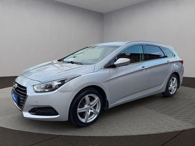 Gebraucht Hyundai i40 Trend 141 PS (103 kW) 2016 Silber Kombi