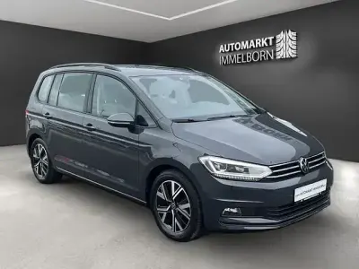 Gebraucht VW Touran Comfortline 150 PS (110 kW) 2024 Grau Van / Kleinbus