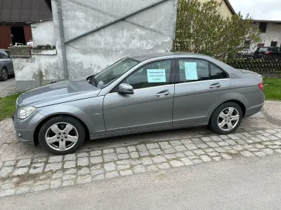 Gebraucht Mercedes C180 156 PS (114 kW) 2009 Silber Limousine