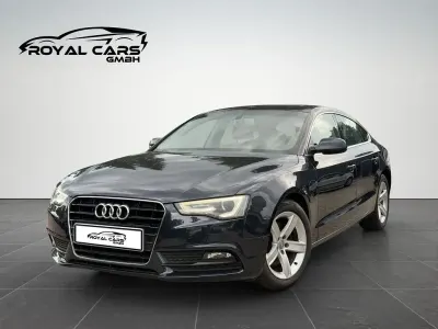 Gebraucht Audi A5 Sportback Sport 190 PS (139 kW) 2015 Blau Kleinwagen