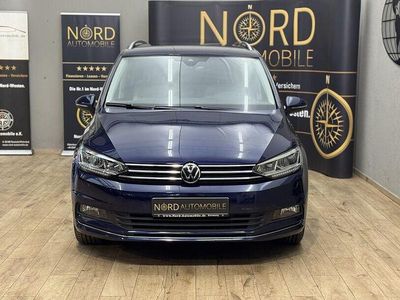 Atlantik blue metallic (metallic) Gebraucht 2021 VW Touran Highline Van / Kleinbus | 28.799 € (Fairer Preis)
