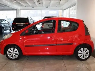 Gebraucht Citroën C1 68 PS (50 kW) 2009 Rot Kleinwagen