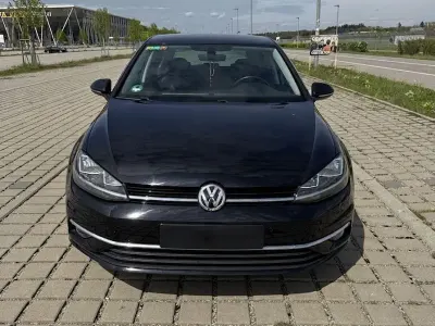 Gebraucht VW Golf VII Join 116 PS (85 kW) 2018 Schwarz Limousine
