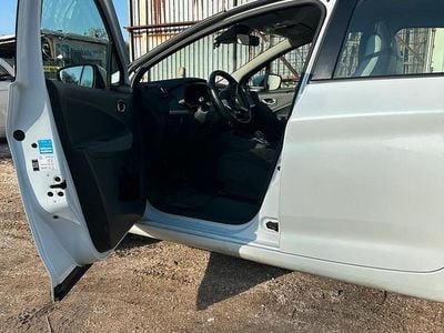 Gebraucht Renault Zoe 50 kW (69 PS) 2020 Weiß Kleinwagen