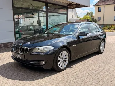 Gebraucht BMW 520 184 PS (135 kW) 2012 Schwarz Kombi