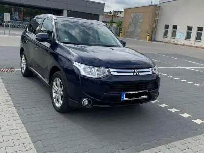 Usata Mitsubishi Outlander Plus 150 CV (110 kW) 2015 Blu SUV