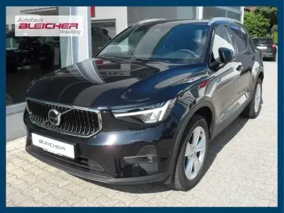 Gebraucht Volvo XC40 145 PS (106 kW) 2023 SUV