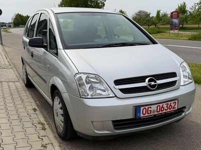 Usado Opel Meriva Basis 101 HP (74 kW) 2003 Prateado Monovolume
