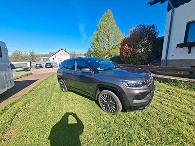 Usado Jeep Compass 241 HP (177 kW) 2021 Cinzento SUV