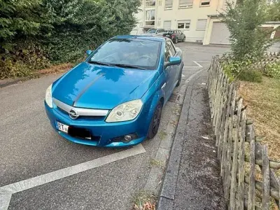 Gebraucht Opel Tigra Cosmo 90 PS (66 kW) 2004 Blau Cabrio