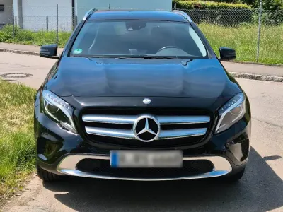 Gebraucht Mercedes GLA200 136 PS (100 kW) 2014 Schwarz SUV