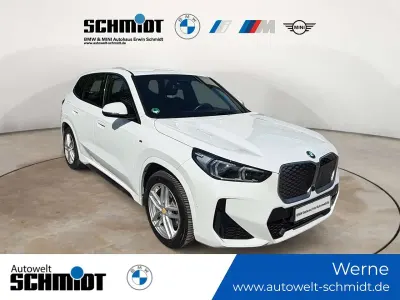 Gebraucht BMW iX1 M Sport 230 kW (313 PS) 2024 Alpinweiß SUV