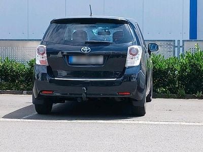 Gebraucht Toyota Verso 129 PS (94 kW) 2010 Schwarz Van / Kleinbus