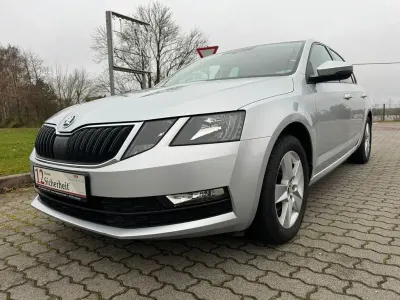 Gebraucht Skoda Octavia Ambition 116 PS (85 kW) 2017 Silber Limousine