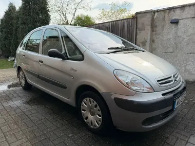 Gebraucht Citroën Xsara Picasso 95 PS (69 kW) 2004 Grau Van / Kleinbus