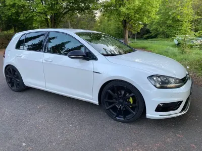 Używany VW Golf VII GTI 140 KM (102 kW) 2013 Biały Sedan/Limuzyna