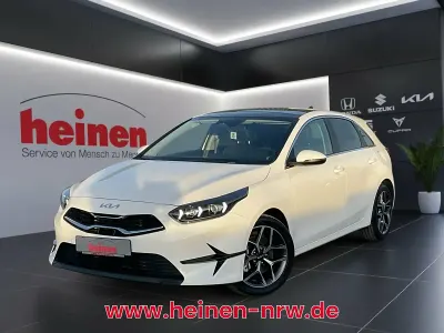 Usata Kia Ceed Platinum 140 CV (102 kW) 2025 Bianco Utilitaria