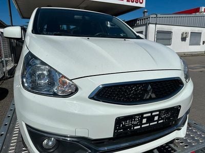 Gebraucht Mitsubishi Space Star 71 PS (52 kW) 2019 Weiß Kleinwagen