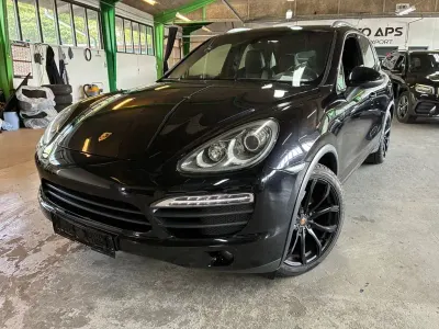 Gebraucht Porsche Cayenne S 400 PS (294 kW) 2011 Schwarz SUV