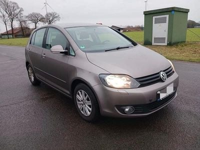 Gebraucht VW Golf Plus Cross Comfortline 105 PS (77 kW) 2010 Braun Van / Kleinbus