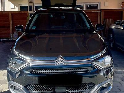 Gebraucht Citroën C4 Shine 131 PS (96 kW) 2023 Schwarz SUV