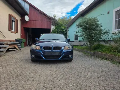 Używany BMW 320 Lifestyle 184 KM (135 kW) 2011 Niebieski Kombi