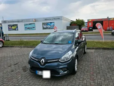 Gebraucht Renault Clio GrandTour LIMITED 73 PS (53 kW) 2017 Grau Kombi