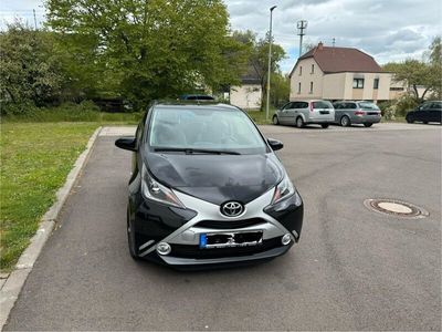 gebraucht Toyota Aygo (X) 1,0-l-VVT-i x-play x-play