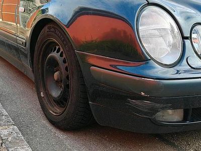Mercedes CLK320