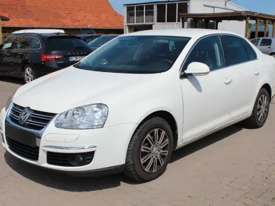 Gebraucht VW Jetta 102 PS (75 kW) 2007 Weiß Limousine