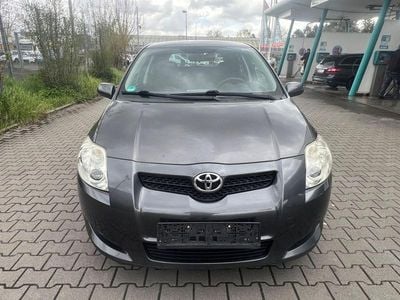 Gebraucht Toyota Auris Life 101 PS (74 kW) 2009 Grau Kleinwagen
