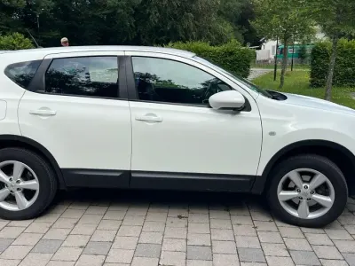 Gebraucht Nissan Qashqai Acenta 141 PS (103 kW) 2009 Schwarz SUV