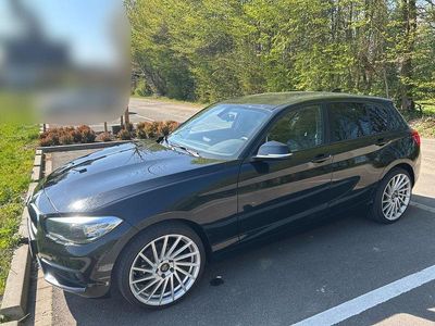 Second-hand BMW 118 Advantage 136 CP (100 kW) 2015 Negru Hatchback