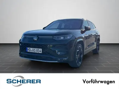 Gebraucht VW Tayron R-line 193 PS (141 kW) 2025 Grenadillschwarz metallic (metallic) SUV