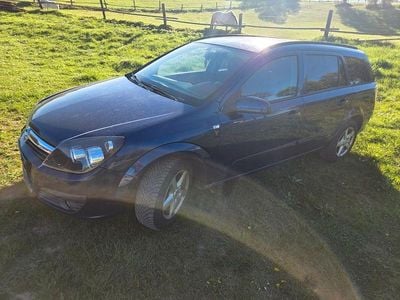 Second-hand Opel Astra Cosmo 105 CP (77 kW) 2006 Albastru Berlinǎ