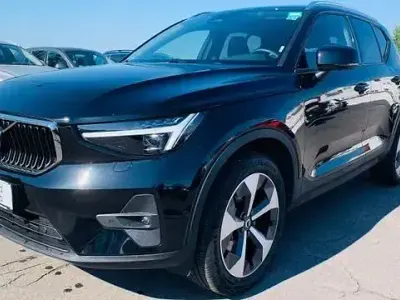 Usata Volvo XC40 163 CV (119 kW) 2024 Nero SUV