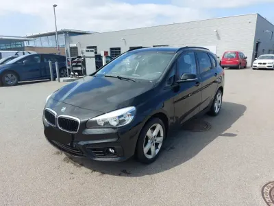 Gebraucht BMW 218 Active Tourer 150 PS (110 kW) 2017 Schwarz Van / Kleinbus