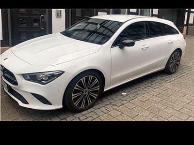 Gebraucht Mercedes CLA180 Shooting Brake 136 PS (100 kW) 2020 Weiß Kombi