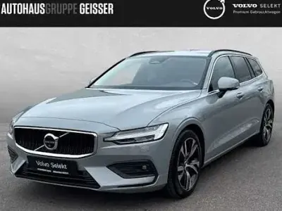 Używany Volvo V60 Core 197 KM (144 kW) 2025 Szary Kombi