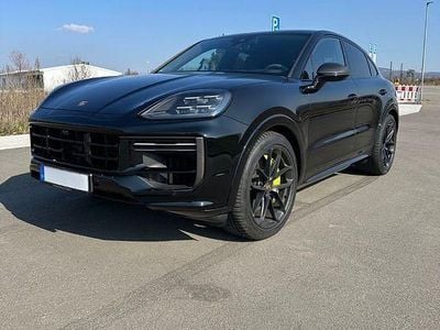 Gebraucht Porsche Cayenne Turbo E-Hybrid 600 PS (441 kW) 2024 Schwarz SUV