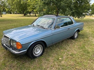 Gebraucht Mercedes 280 185 PS (136 kW) 1981 Blau Coupé