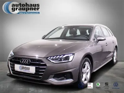 Gebraucht Audi A4 Advanced 204 PS (150 kW) 2021 Grau / terragrau (metallic) Kombi