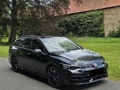 Gebraucht VW Golf VIII R 333 PS (244 kW) 2024 Schwarz Kombi