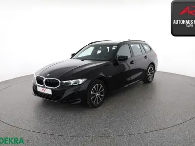 Gebraucht BMW 320e Shadowline 204 PS (150 kW) 2022 Schwarz Kombi