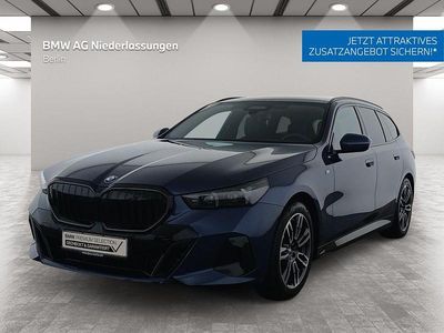 Gebraucht BMW 520 M Sport 190 PS (139 kW) 2025 Blau Kombi
