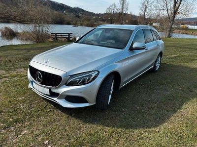 Gebraucht Mercedes C300 Avantgarde 231 PS (169 kW) 2016 Silber Limousine