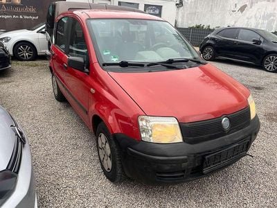 Second-hand Fiat Panda Active 54 CP (39 kW) 2004 Roșu Hatchback
