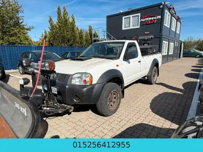 Gebraucht Nissan Navara 133 PS (97 kW) 2010 Weiß Pickup
