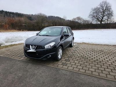 Gebraucht Nissan Qashqai Visia 110 PS (80 kW) 2011 Schwarz SUV