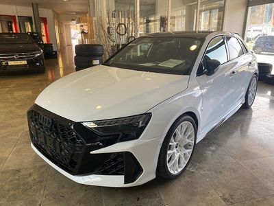 Gebraucht Audi RS3 Comfort 400 PS (294 kW) 2025 Arkonaweiß Limousine